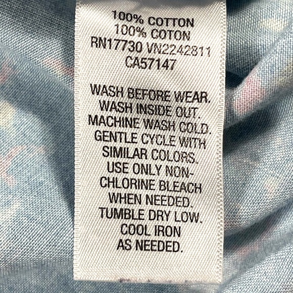 Mossimo Supply Co size large light blue button down pearl snap pink floral shirt - Picture 9 of 12